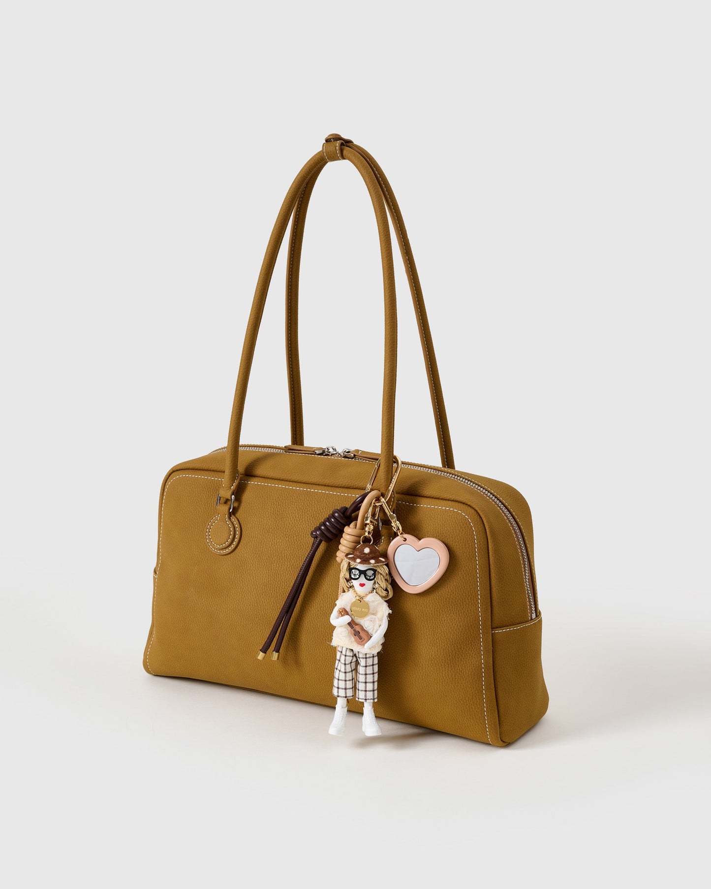 SAINT VIVI STACK CHARM