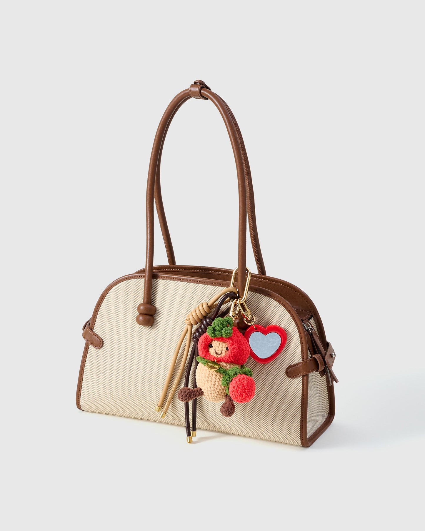 PEANUT TRAVELER HEART STACK CHARM