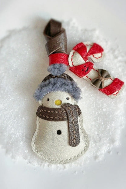 SNOWMAN CHARM