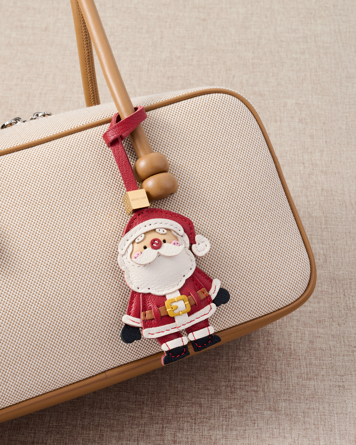 THE CHRISTMAS SANTA CHARM | COLLECTIBLE