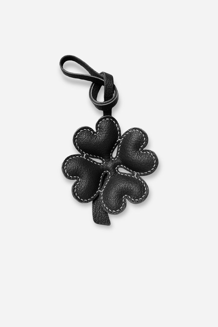 LUCKY CLOVER CHARM