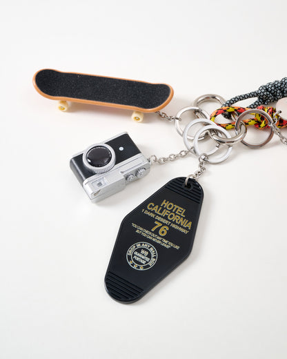 CALI CLICK STACK CHARM