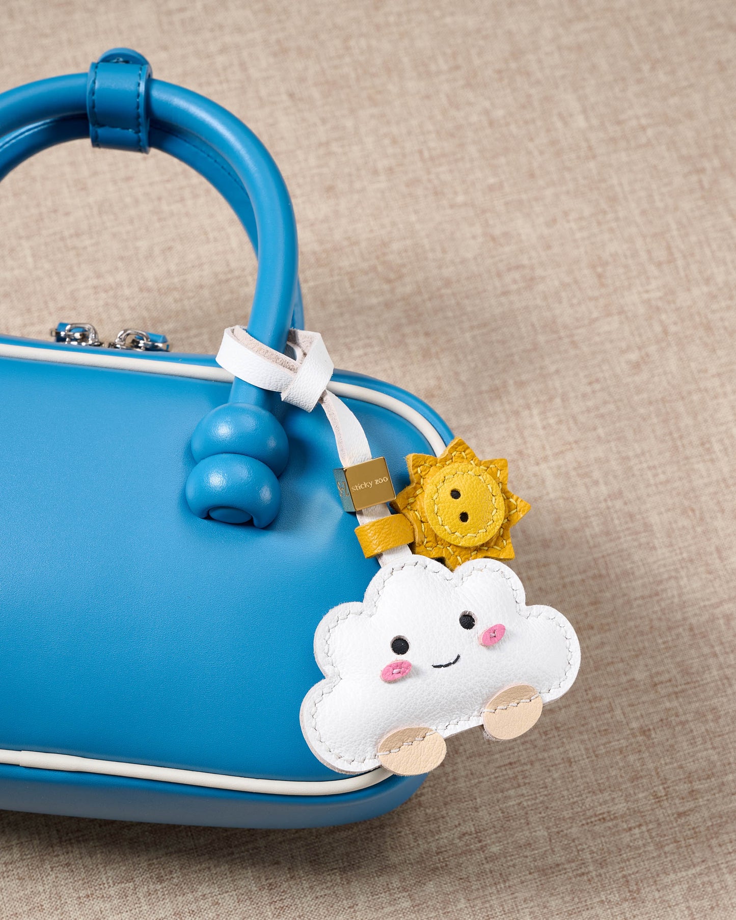 CLOUDSHINE CHARM | RAINY SIDE