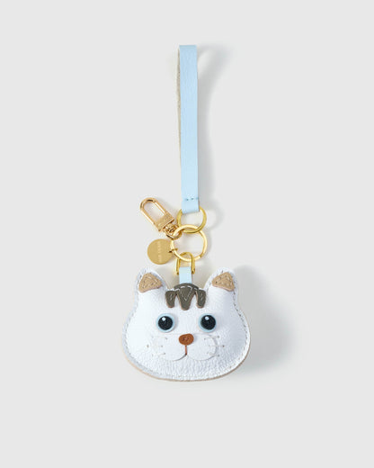 BRITISH SHORTHAIR CAT CHARM – CLOUD DREAM EDITION