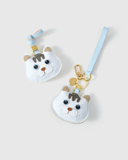 BRITISH SHORTHAIR CAT CHARM – CLOUD DREAM EDITION