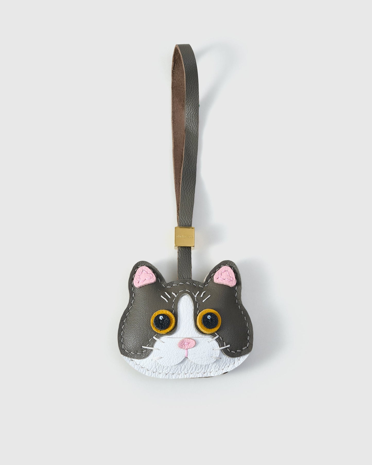 BRITISH SHORTHAIR CAT CHARM – MIST EDITION