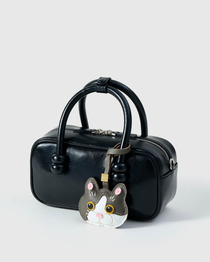 BRITISH SHORTHAIR CAT CHARM – GRAY MUSE EDITION