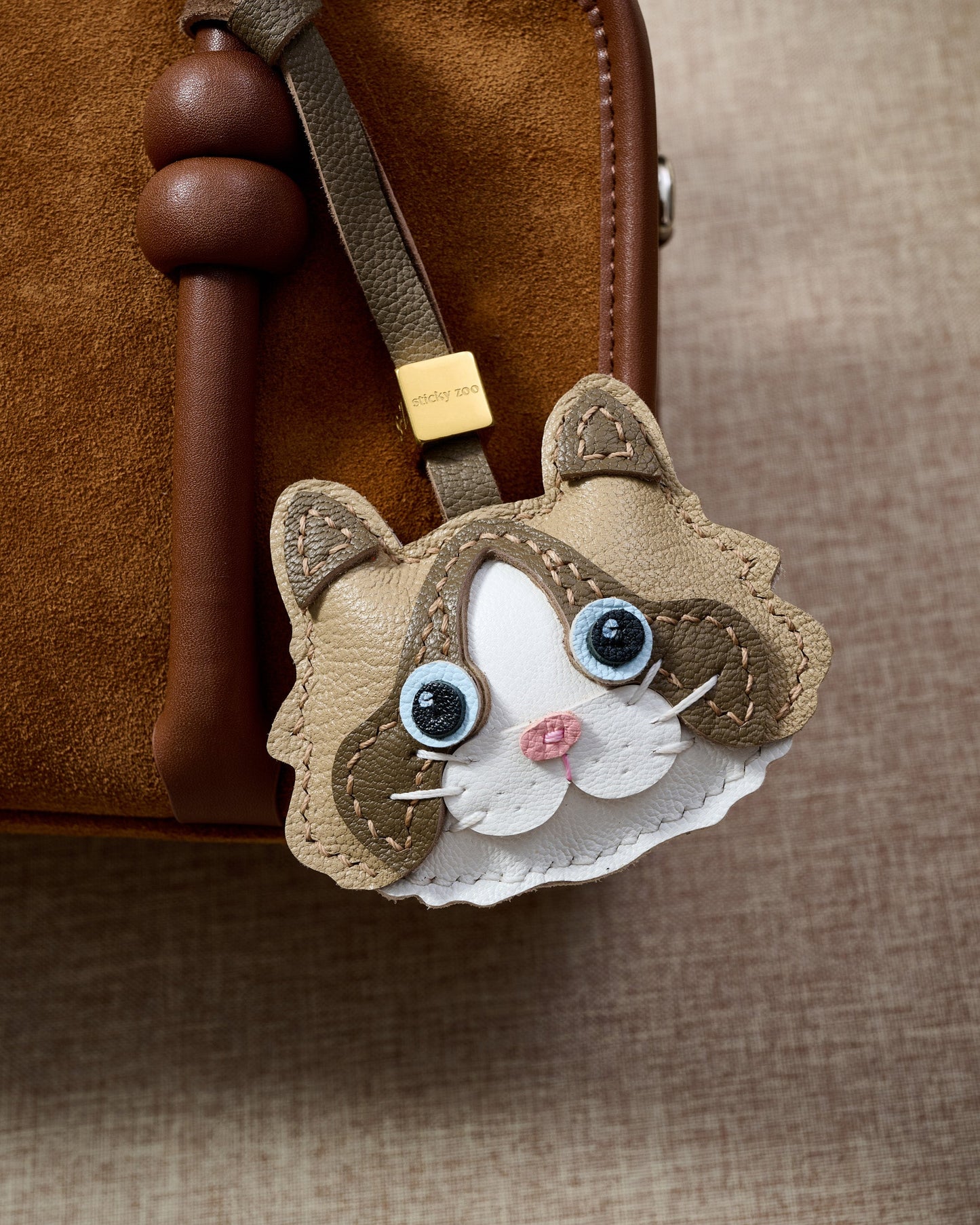 RAGDOLL CAT CHARM – CLASSIC EDITION