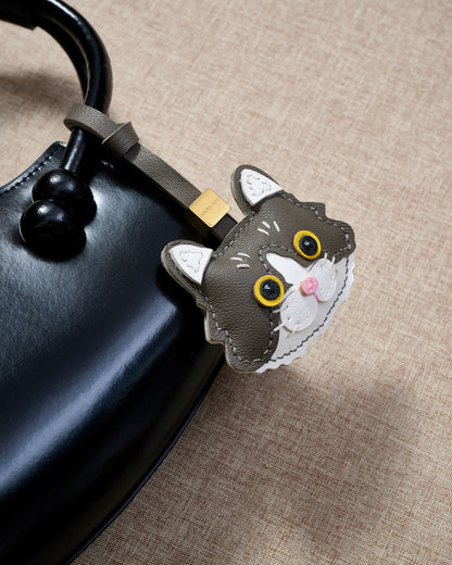 EUROPEAN SHORTHAIR CAT CHARM