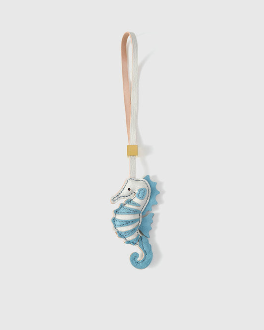 SEAHORSE WAVE WIGGLE CHARM