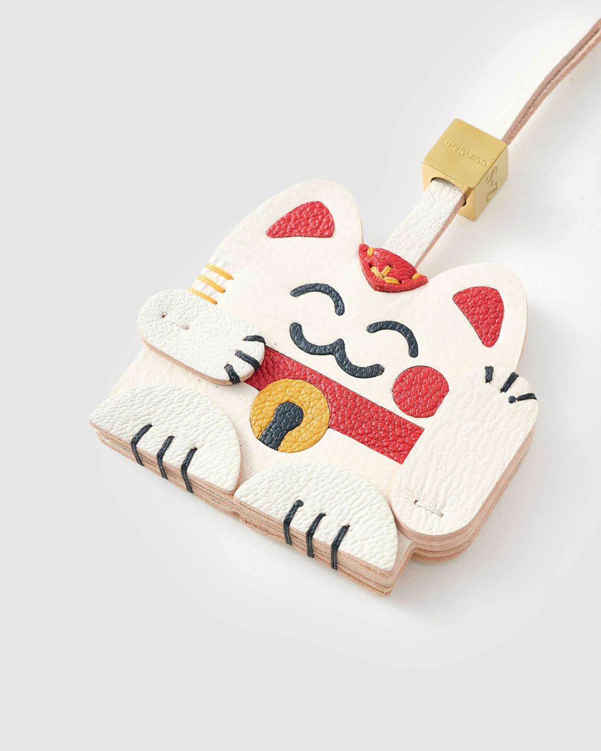 MANEKI NEKO CAT CHARM