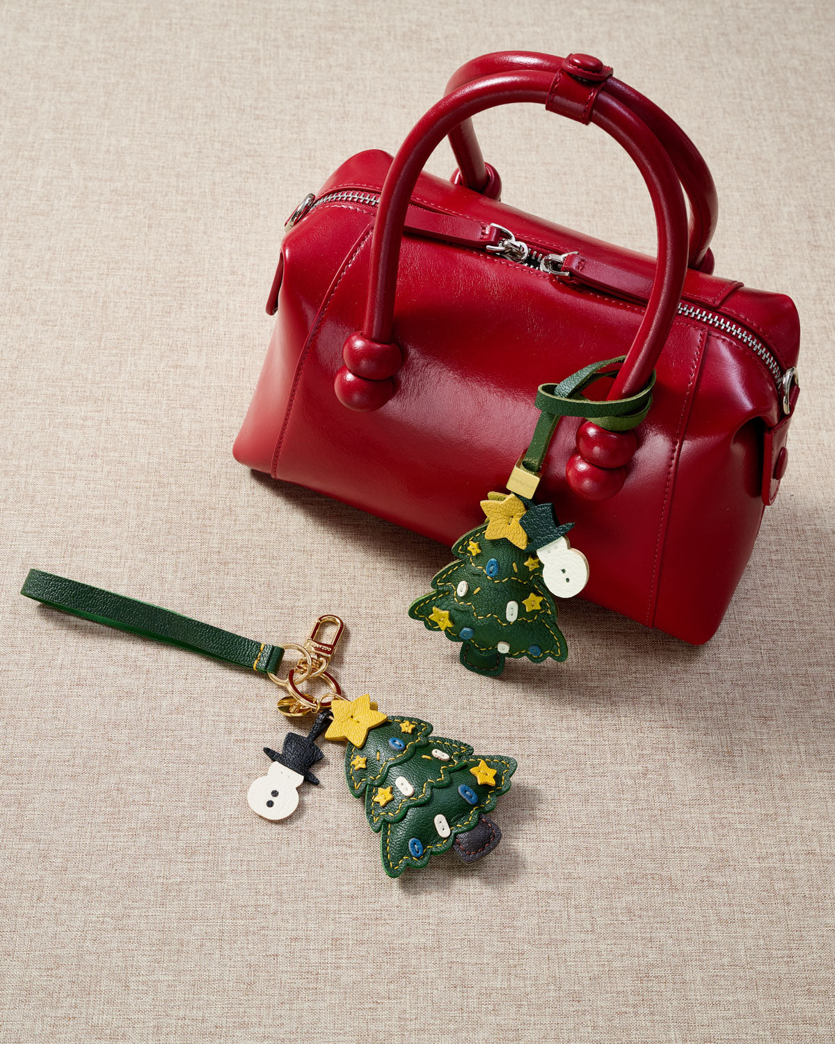 CHRISTMAS TREE CHARM