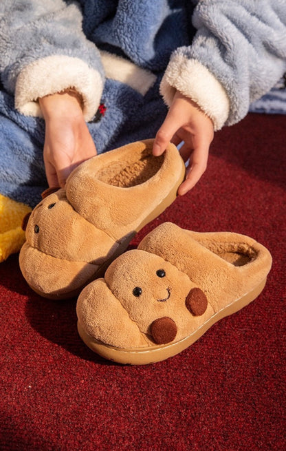 CROISSANT SLIPPERS