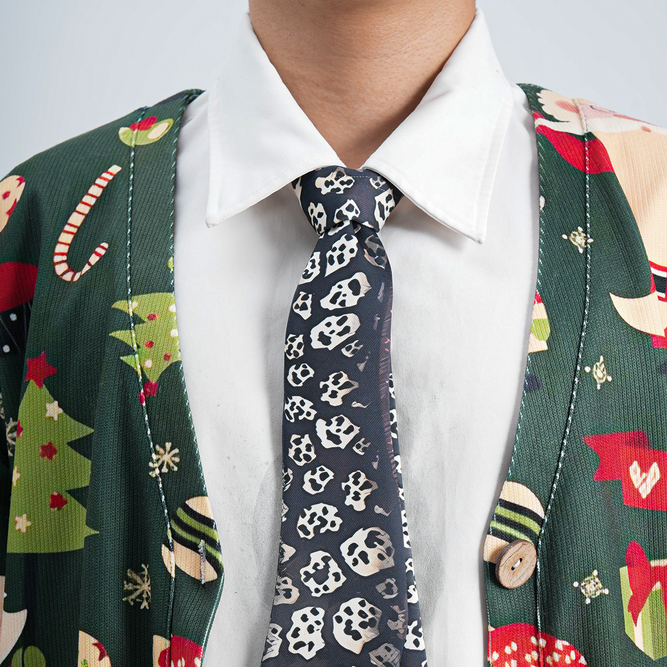 Christmas Novelty Spotted Eel Tie – Animals Shape Necktie – Funny Holiday Gift for Men