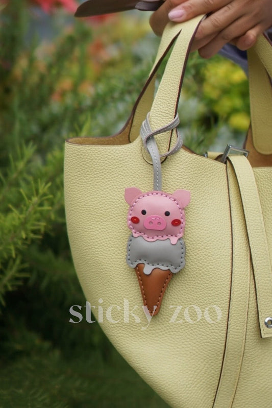 PIG ICE CHARM