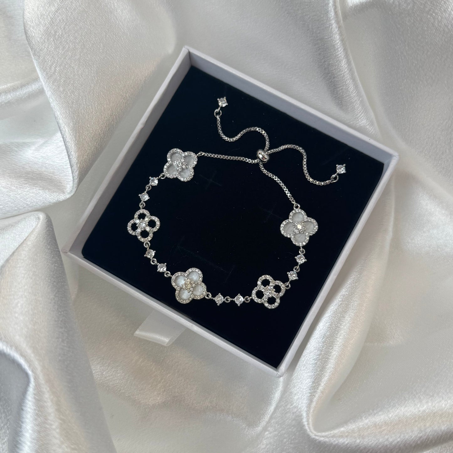 LoveShine Cleef Bracelet