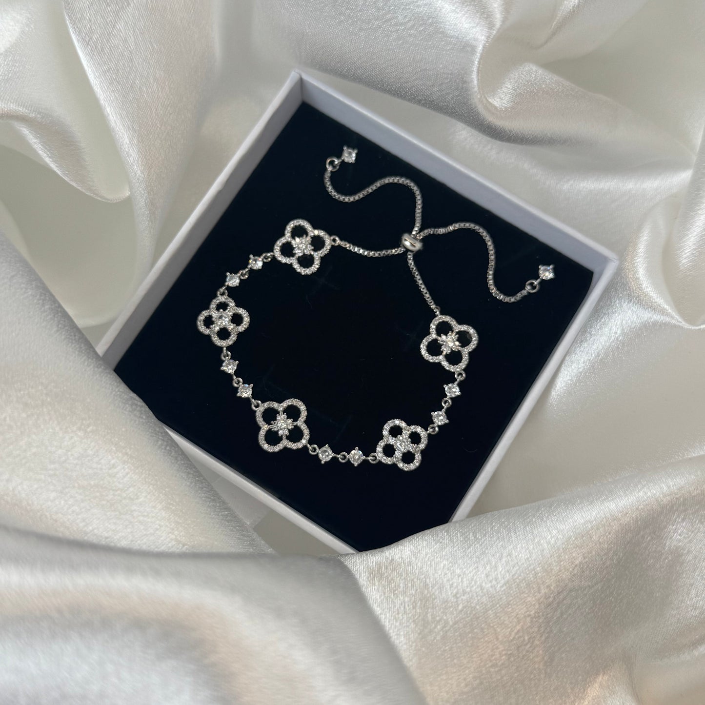 LoveShine Cleef Bracelet